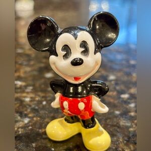 Vintage WALT DISNEY Mickey Mouse Figurine